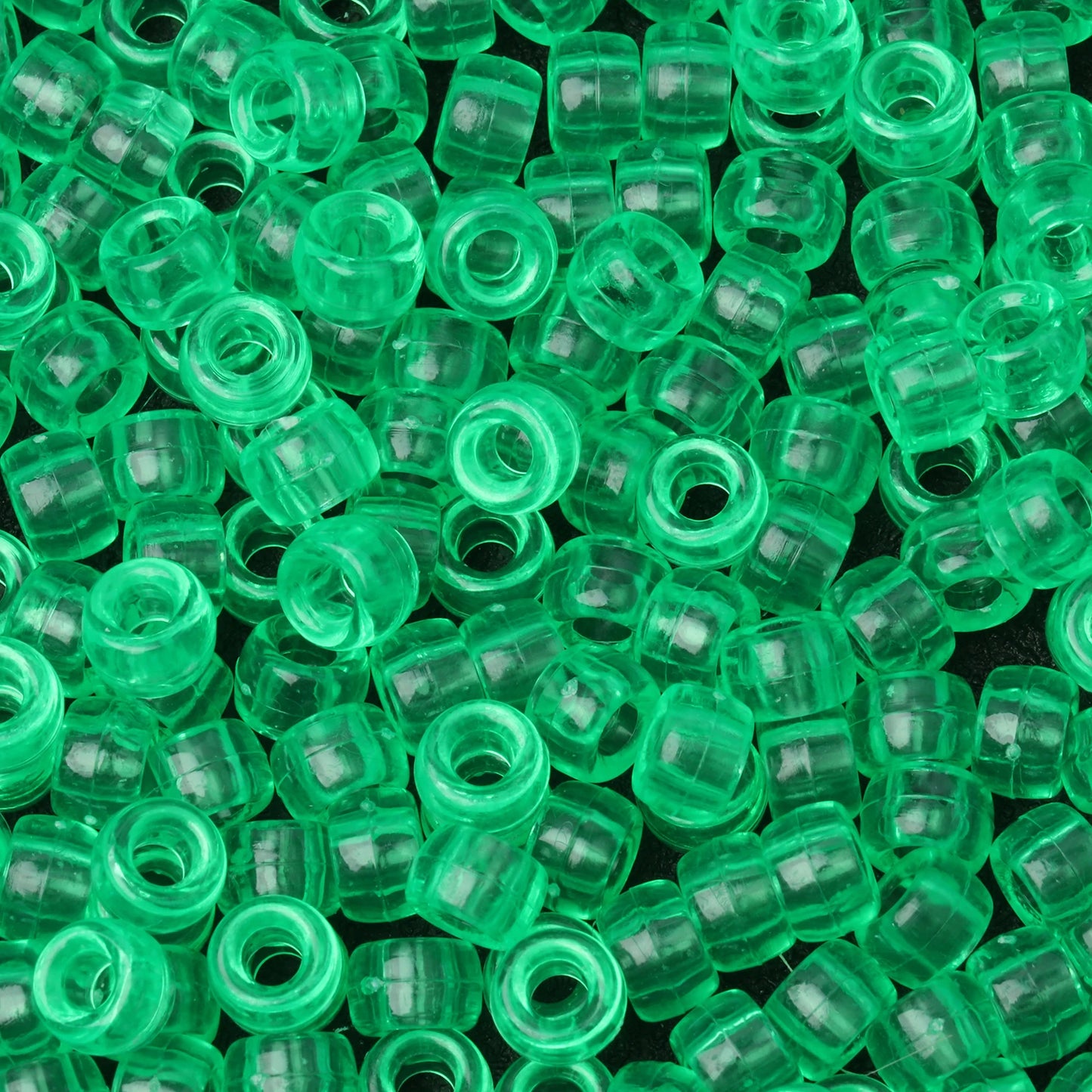 200pcs Acrylic Pony Beads 6x9mm (shades of green)